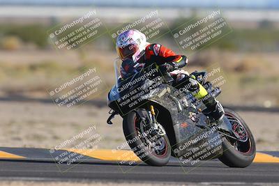 media/Nov-06-2023-Moto Forza (Mon) [[ce023d0744]]/3-Intermediate Group/Session 5 (Turn 4)/